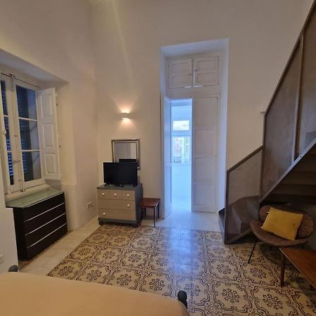 No 60, 2Nd Floor, Centrally Located, Fully Equipped Studio Apt Il-Furjana Exterior photo