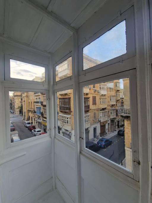 No 60, 2Nd Floor, Centrally Located, Fully Equipped Studio Apt Il-Furjana Exterior photo